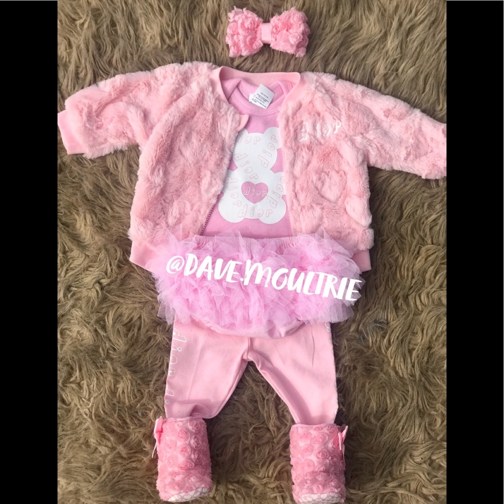 Baby Custom Set